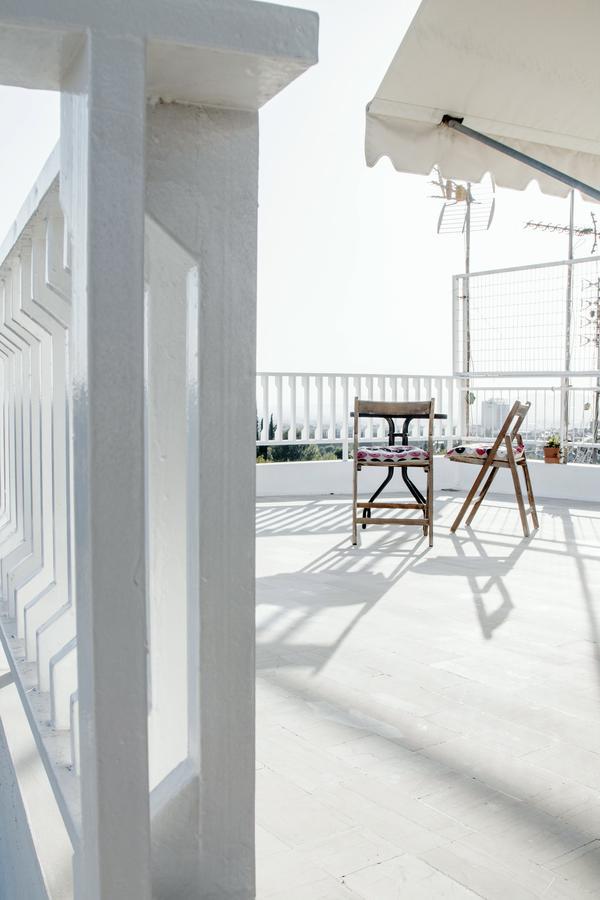 Top Floor Studio With Endless View Lägenhet Aten Exteriör bild